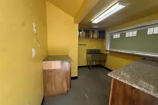 7209 Sycamore Dr, Galveston, TX 77551 - Photo 30