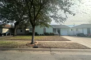 7209 Sycamore Dr, Galveston, TX 77551 - Photo 2