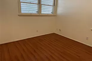 7209 Sycamore Dr, Galveston, TX 77551 - Photo 14