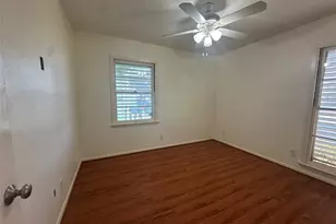 7209 Sycamore Dr, Galveston, TX 77551 - Photo 22