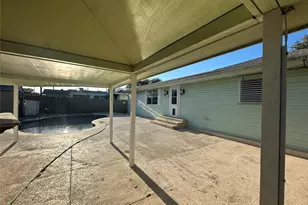 7209 Sycamore Dr, Galveston, TX 77551 - Photo 34