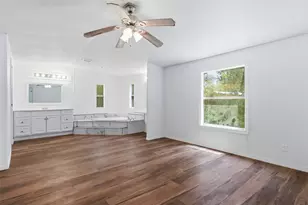 2351 Cherry Creek East Dr, Shepherd, TX 77371 - Photo 12