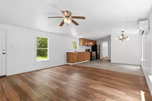 2351 Cherry Creek East Dr, Shepherd, TX 77371 - Photo 6