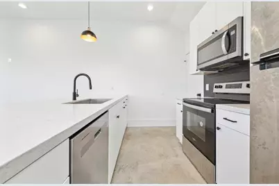 316 N Everton Street #C, Houston, TX 77003 - Photo 4