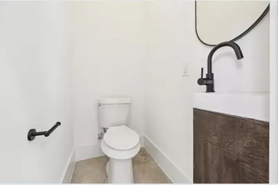 316 N Everton Street #C, Houston, TX 77003 - Photo 6