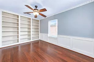 15739 Fleetwood Oaks Dr, Houston, TX 77079 - Photo 12