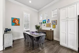 8662 Green Kolbe Ln, Houston, TX 77080 - Photo 12
