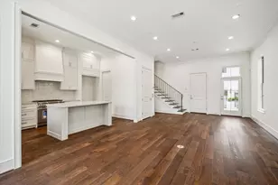 209 Sutton Row Pl, Houston, TX 77024 - Photo 6