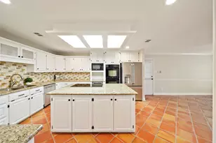 1910 Avenue L, Santa Fe, TX 77510 - Photo 18