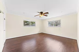 6026 McKnight St, Houston, TX 77035 - Photo 10