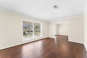 6026 McKnight St, Houston, TX 77035 - Photo 6