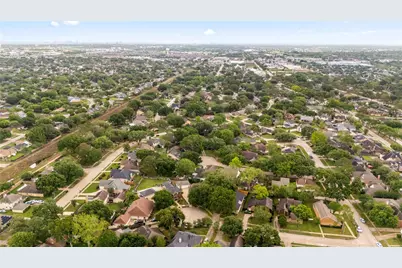 8007 Suspiro Drive, Houston, TX 77083 - Photo 26