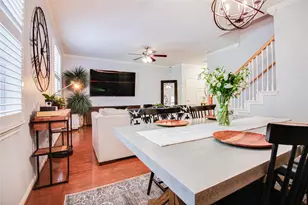 1422 W 24th St, Houston, TX 77008 - Photo 4