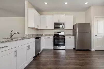 15838 Berry Hill Drive, Conroe, TX 77303 - Photo 6