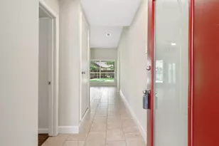 69 Fallshire Dr, The Woodlands, TX 77381 - Photo 8