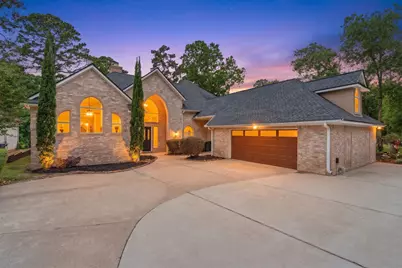 9 Claridge Court, Conroe, TX 77304 - Photo 1