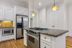 1332 W 21st St, Houston, TX 77008 - Photo 16