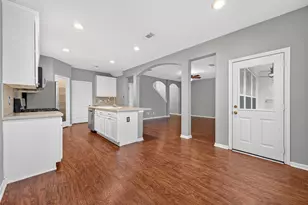 15 Bellisima Ct, The Woodlands, TX 77384 - Photo 10