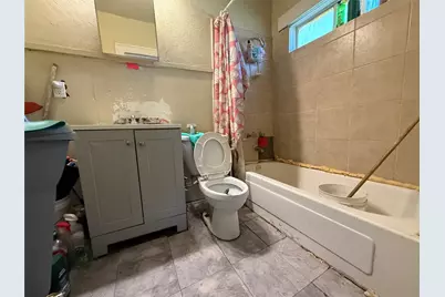 1109 N Cesar Chavez Boulevard, Houston, TX 77011 - Photo 22