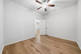 123 N Hawkhurst Cir, Magnolia, TX 77354 - Photo 22