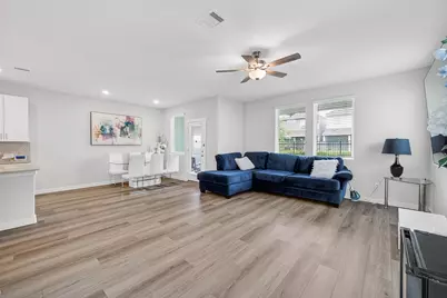 14839 Slow River Ave, Houston, TX 77082 - Photo 8