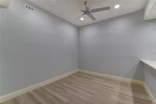 11711 Memorial Dr, Houston, TX 77024 - Photo 8