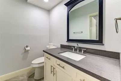 11711 Memorial Drive #534, Houston, TX 77024 - Photo 36