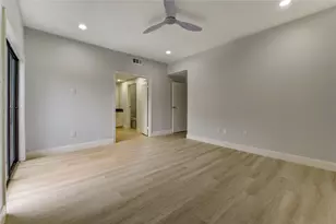 11711 Memorial Dr, Houston, TX 77024 - Photo 26