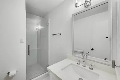 7007 Sharpview Drive, Houston, TX 77074 - Photo 12