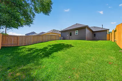 11864 E Gate Dr, Willis, TX 77318 - Photo 32