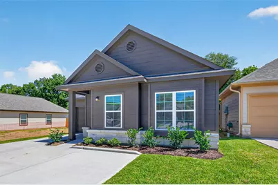 11864 E Gate Dr, Willis, TX 77318 - Photo 4