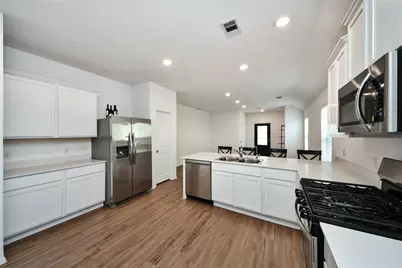 19348 Villa Mesa Drive, New Caney, TX 77357 - Photo 10