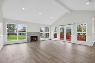 15207 Jamaica Dr, Willis, TX 77318 - Photo 10