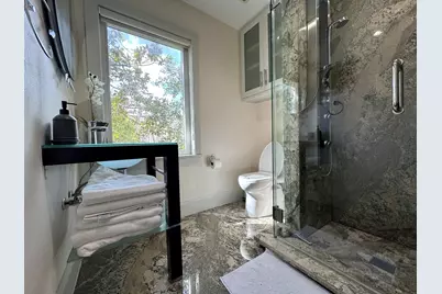 5426 Windswept Lane, Houston, TX 77056 - Photo 8