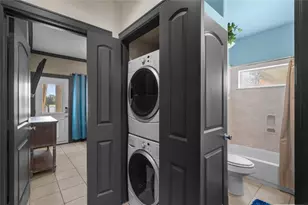 607 28th St, Dickinson, TX 77539 - Photo 12