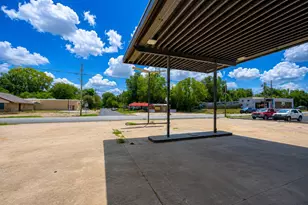 623 N Richmond Rd, Wharton, TX 77488 - Photo 6