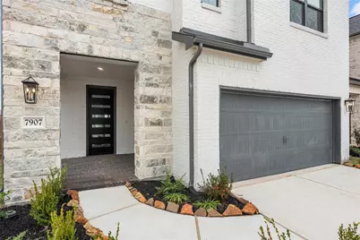 7907 Clover Gully Lane, Katy, TX 77493 - Photo 2