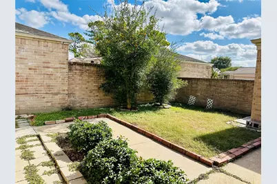 18530 Meadows Way Drive, Houston, TX 77084 - Photo 6