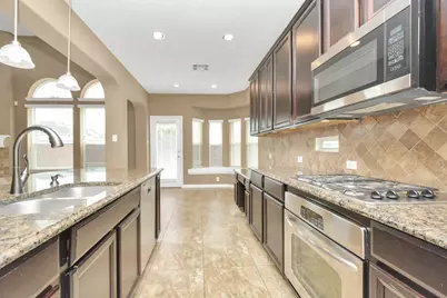 3505 Barrington Court, Pearland, TX 77584 - Photo 12