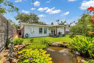 1819 Mill Creek Dr, Houston, TX 77008 - Photo 32