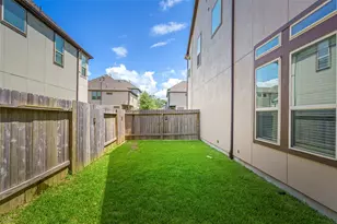 927 S Lacey Garden Loop, Houston, TX 77018 - Photo 22
