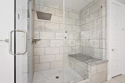 927 S Lacey Garden Loop, Houston, TX 77018 - Photo 12