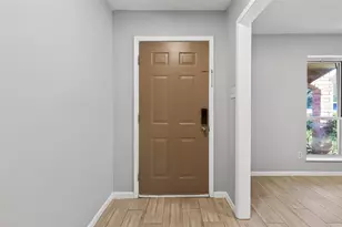 14035 Utopia Dr, Sugar Land, TX 77498 - Photo 6