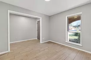 14035 Utopia Dr, Sugar Land, TX 77498 - Photo 8