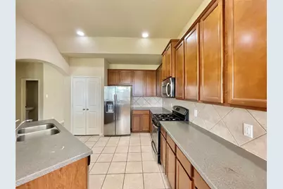 25306 Basil Brook Court, Katy, TX 77494 - Photo 10