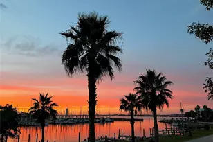 531 W Shore Dr, Clear Lake Shores, TX 77565 - Photo 48