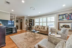 906 Bay Oaks Rd, Houston, TX 77008 - Photo 8