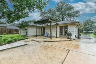 906 Bay Oaks Rd, Houston, TX 77008 - Photo 24