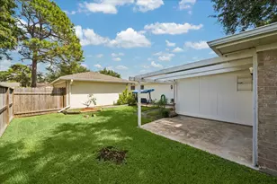 15714 Echo Hill Dr, Houston, TX 77059 - Photo 32