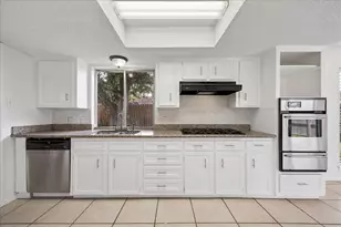 15714 Echo Hill Dr, Houston, TX 77059 - Photo 26
